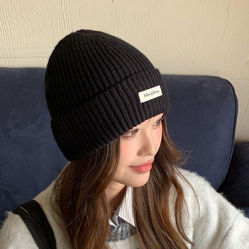 Winter Beanie Hat Label Patch  - đánh giá và giá Beanie Cuffed Knit